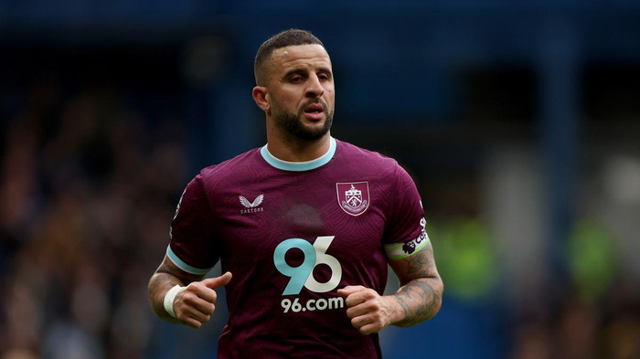 九游体育手机版下载-一代右路传奇退役！沃克宣布退出英格兰国家队，图赫尔深情致敬|沃克-彼得斯|凯尔·沃克|英格兰足球|索斯盖特|卡佩罗_新浪体育_新浪新闻